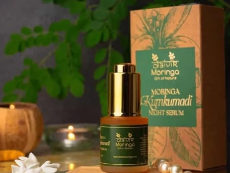 दैविक मोरिंगा मोरिंगा कुमकुमादी नाइट सीरम | 20 मिलीलीटर