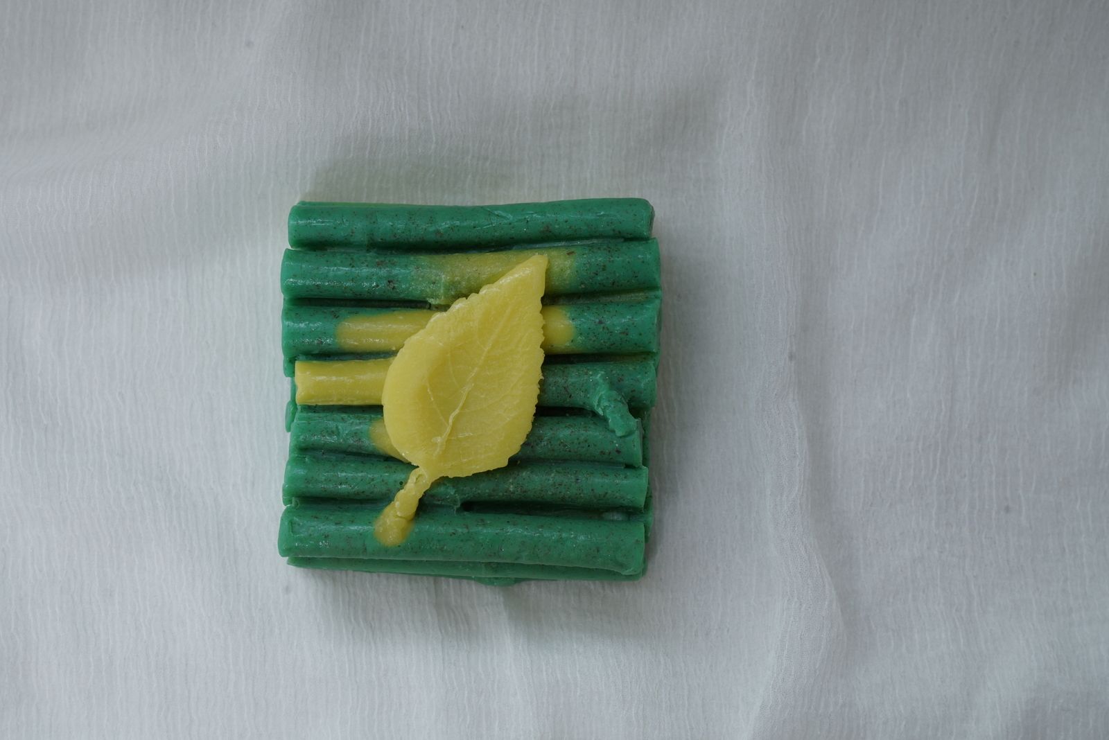 दैविक मोरिंगा | मोरिंगा कैलेंडुला साबुन | 100 ग्राम