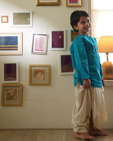LTWT NILIMA Kurta in Teal with Motif